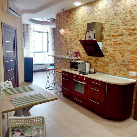 Apartment On Fratsuzsky Bulvar Odessa Ngoại thất bức ảnh