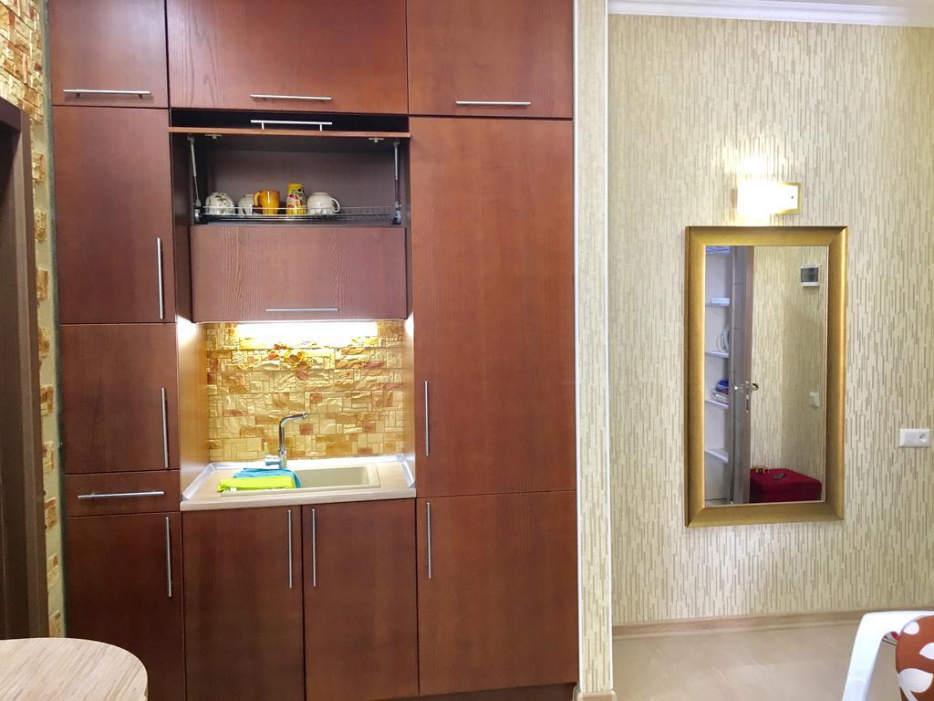 Apartment On Fratsuzsky Bulvar Odessa Ngoại thất bức ảnh